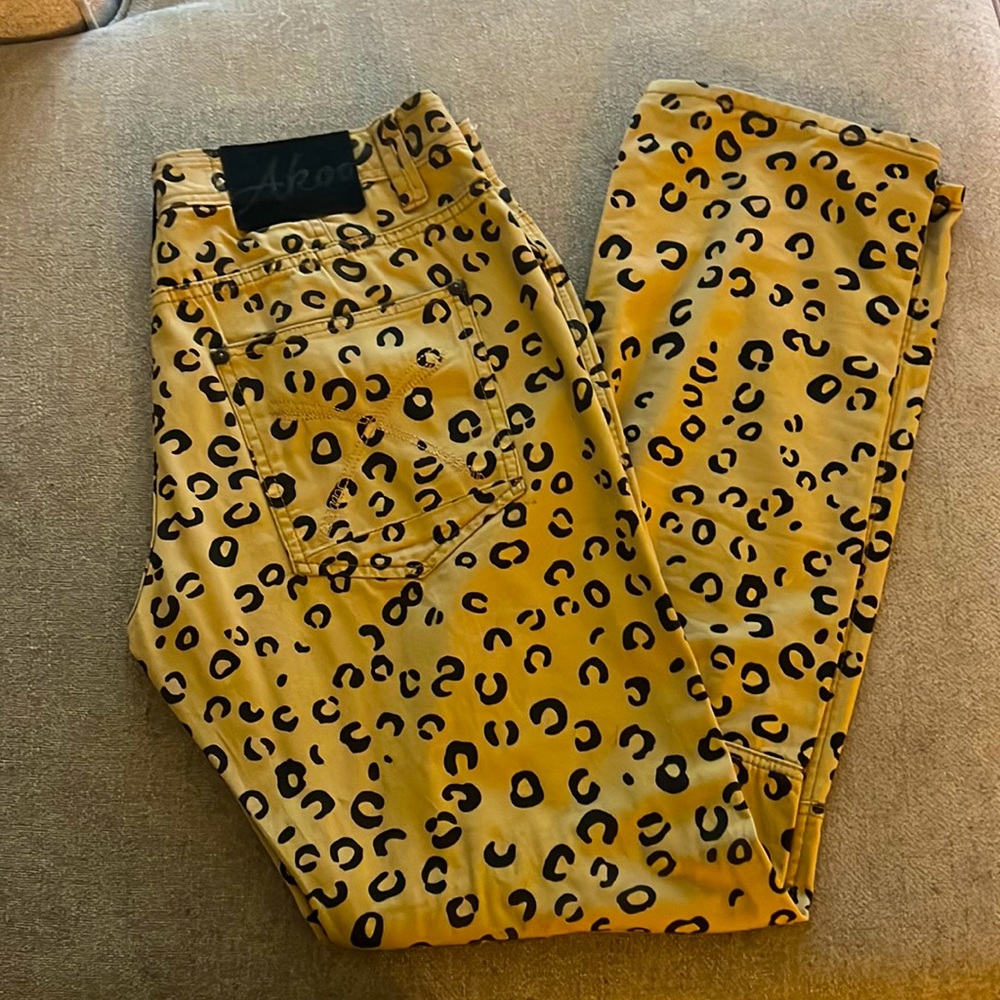 Akoo Pants Size 36 Cheetah Print
